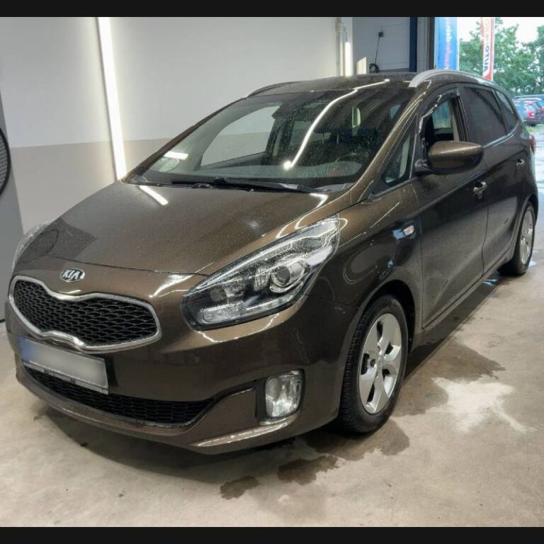 kia_carens